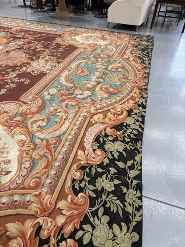 Lot 226 - A large and impressive Aubusson-style tapestry...