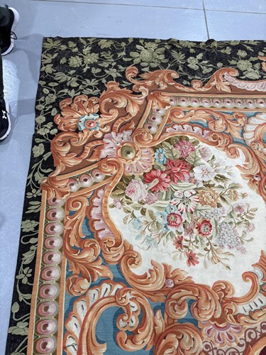 Lot 226 - A large and impressive Aubusson-style tapestry...