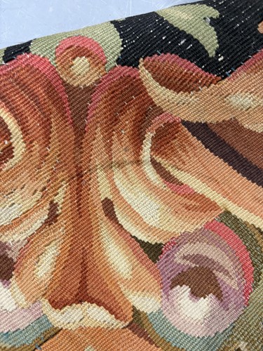 Lot 226 - A large and impressive Aubusson-style tapestry...