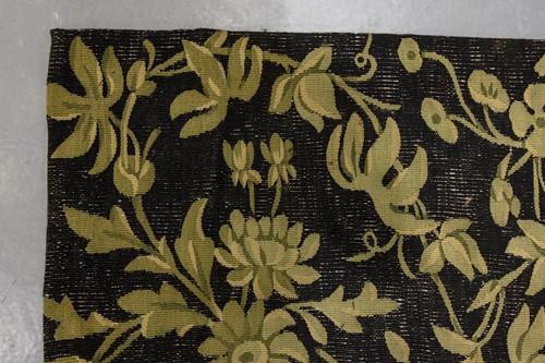 Lot 226 - A large and impressive Aubusson-style tapestry...