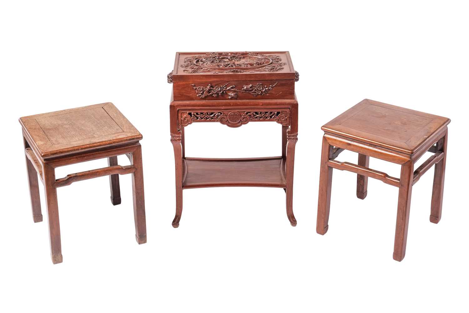 Lot 133 - A pair of Chinese Hongmu square-section