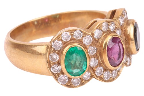 Lot A multi-gem triple cluster ring, bezel-set...