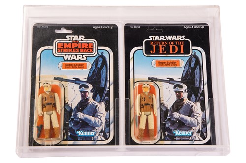 Lot Star Wars: two vintage Kenner carded figures,...