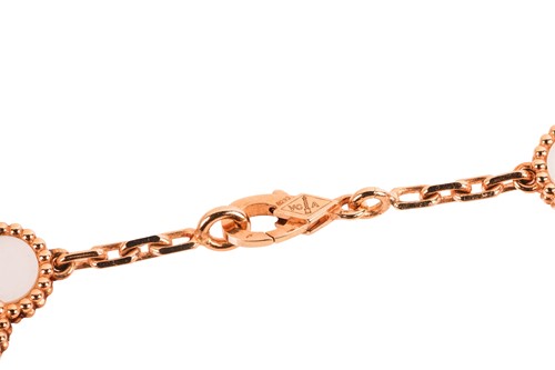Lot Van Cleef & Arpels - a 'Vintage Alhambra'...