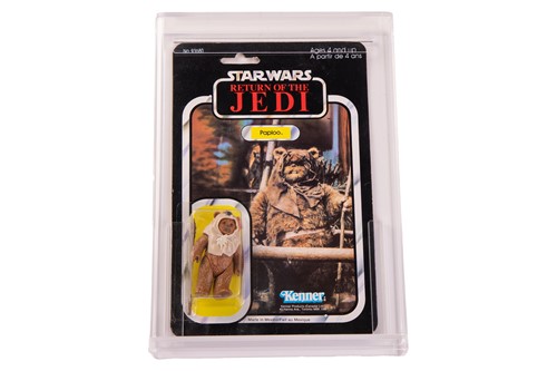Lot Star Wars: a vintage Kenner Paploo carded...
