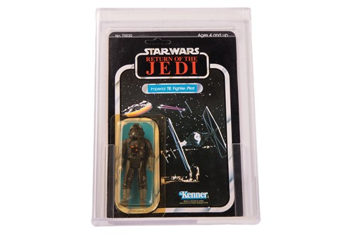 Lot Star Wars: a graded vintage Kenner Imperial...