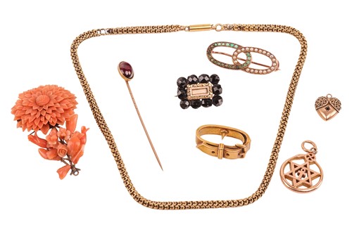 Lot 21 - A small group of Victorian jewellery items;...