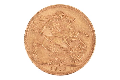 Lot 49 - A 1912 George V full sovereign, bare head to...