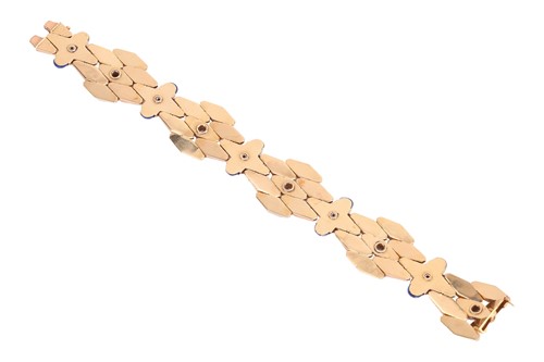 Lot A gem-set tri-toned bracelet, circa 1940s,...