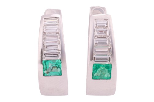 Lot 190 - A pair of emerald and diamond hoop earrings,...
