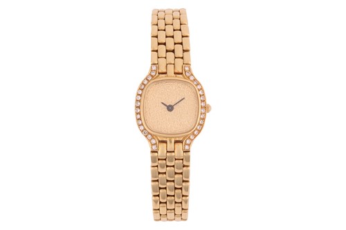 Lot A Lady’s ‘18K’ Diamond-Set Wristwatch Bezel:...