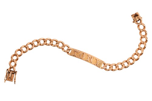 Lot 135 - An ID bracelet, comprising a series of heavy...