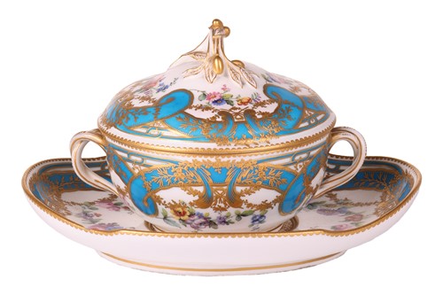 Lot An 18th-century Sevres porcelain écuelle,...
