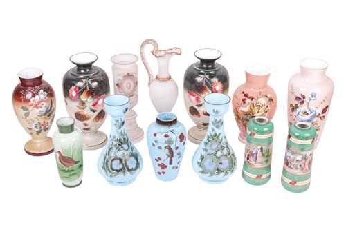 Lot 259 - A large collection of assorted decorative...