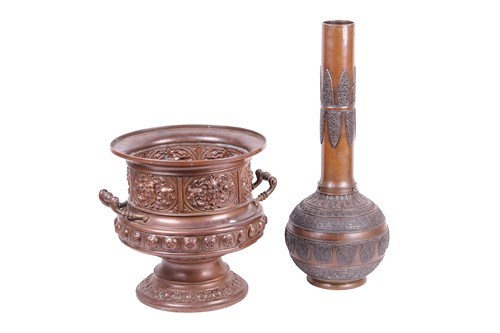 Lot A large Chinese style bronze bottle vase,...