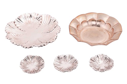 Lot 450 - A Spanish silver leaf-form dish and three...