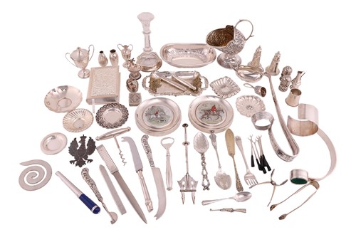 Lot 452 - A collection of silver plate and white metal...