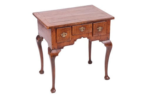 Lot A George I and later walnut kneehole lowboy...