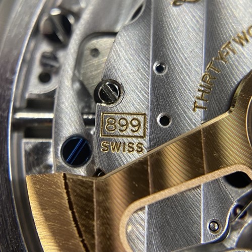 Lot 351 - Jaeger-LeCoultre Master Control Date...