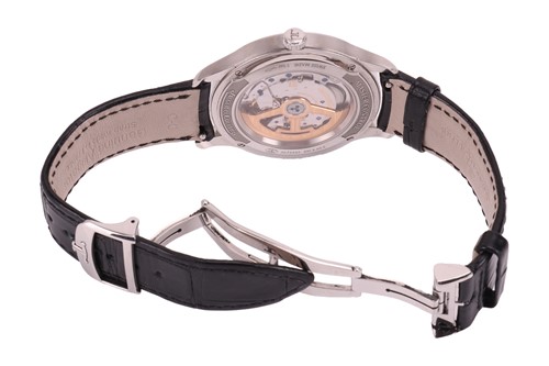 Lot 351 - Jaeger-LeCoultre Master Control Date...