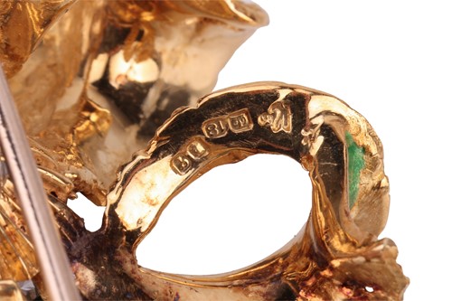 Lot Kutchinsky - A diamond and enamel bow brooch...