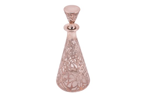 Lot 376 - An American Art Nouveau overlaid glass scent...