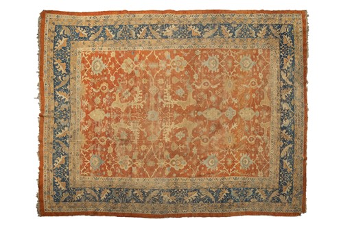 Lot 154 - A Sultanabad carpet, North West Persia, early...