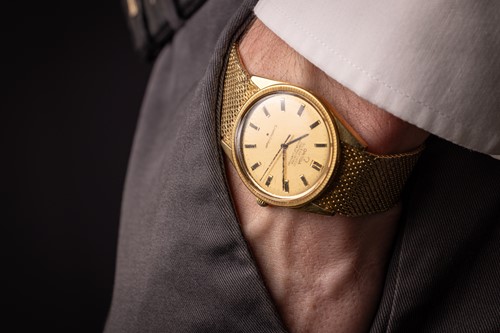 Lot 323 - Omega Constellation Reference: 367.5435 Serial:...