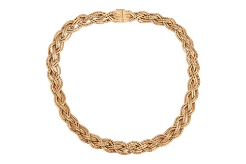 Lot A braided collar necklace in 18ct yellow gold,...