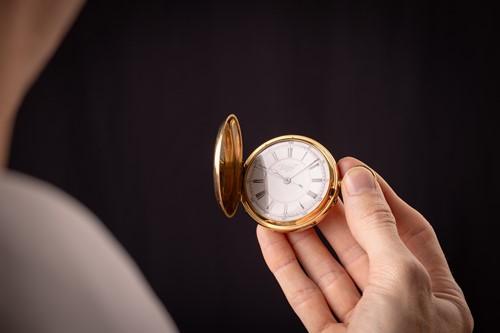 Lot 339 - Smith & Son - An 18ct Gold Full-Hunter...