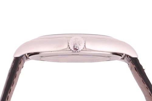 Lot Patek Philippe Gentleman’s Platinum Calatrava...