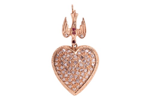 Lot A heart-shaped pendant with diamonds,...