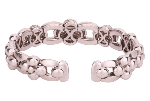 Lot 302 - David Morris - a diamond-set flexible torque...