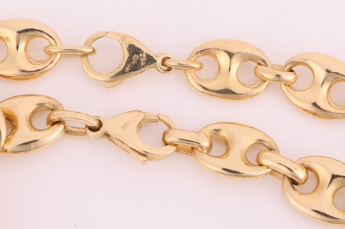 Lot 203 - A heavy anchor link necklace and a matching...