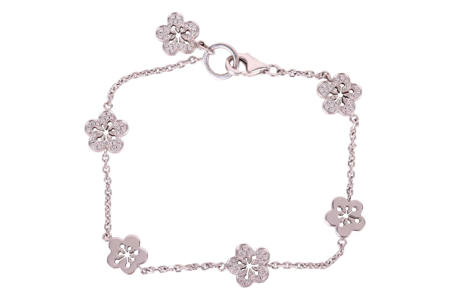 Lot Boodles - A diamond-set 'Blossom' charm...