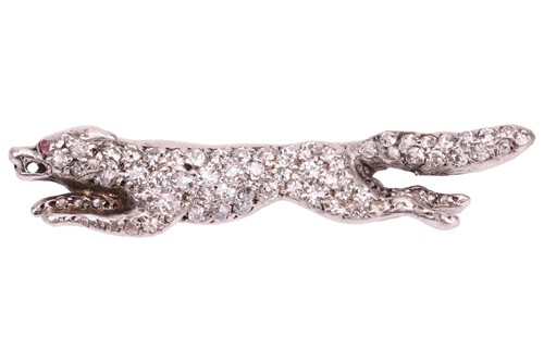 Lot 45 - A diamond-set fox brooch, sculpted as a...