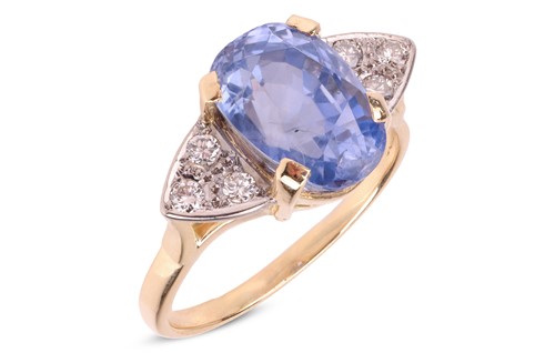 Lot 297 - An unheated colour-change Ceylon sapphire...