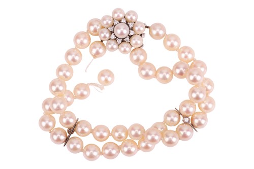 Lot 186 - A double row cultured Akoya pearl bracelet,...