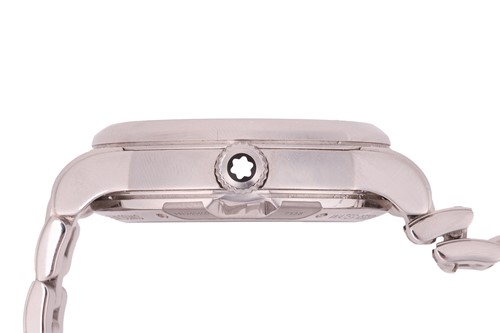 Lot Montblanc - A Nicolas Rieussec Chronograph...