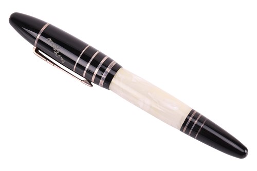 Lot 150 - A presentation boxed Montblanc F. Scott...