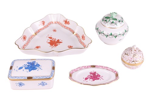 Lot 147 - A group of Herend porcelain, comprising a...