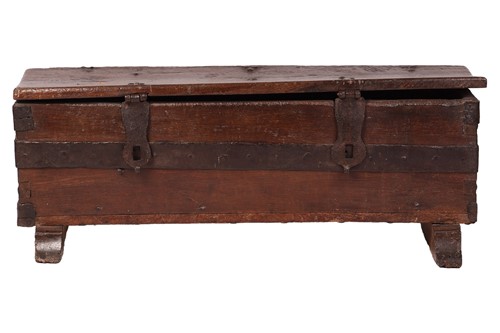 Lot 30 - An iron bound oak coffer, 17th century, 50 cm...