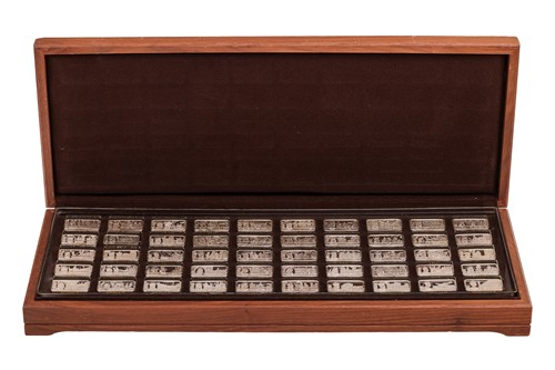 Lot 230 - John Pinches "1000 years of British Monarchy"...