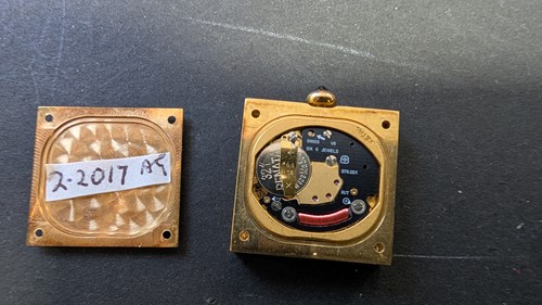 Lot Chanel - A Lady’s 18ct Gold Matelassé Bracelet...