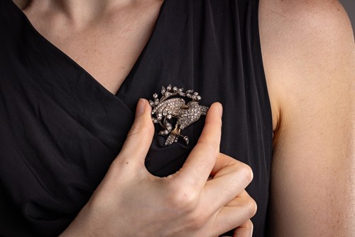 Lot 18 - A 19th-century diamond-set bird brooch,...
