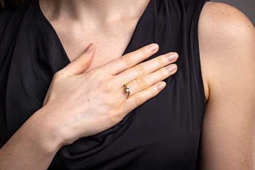 Lot 77 - A diamond-set Toi et Moi ring, featuring two...