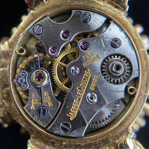 Lot 185 - Jaeger-LeCoultre for Kutchinsky – An 18ct Gold...
