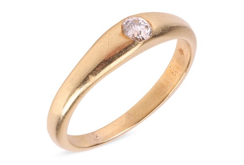 Lot 9 - A diamond-set gypsy ring, featuring a...