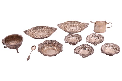 Lot 235 - A pair of heavy gauge late Victorian bonbon...