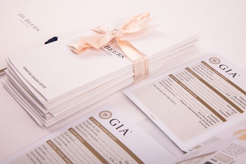 Lot 184 - De Beers - An ‘Arpeggia’ multi-row diamond...